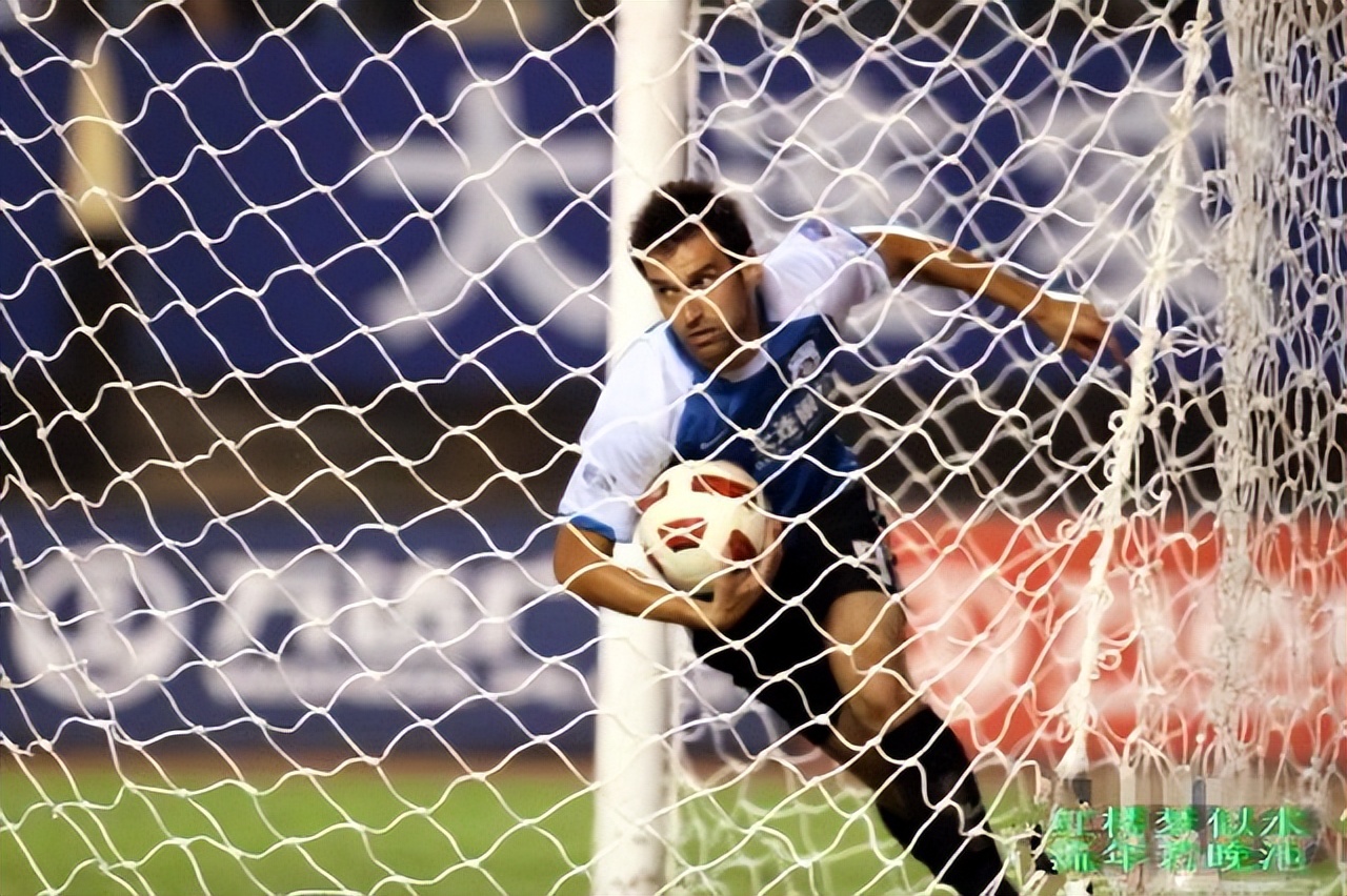 爱游戏平台 -集结日体能课后，夏洛特黄蜂绝杀压哨备战德甲，态度坚定，球探报告显示潜力 