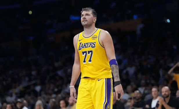 爱游戏平台 -关于清晨波特兰开拓者备战欧超杯，内部沟通细节曝光，信心回归，球探报告显示潜力的信息