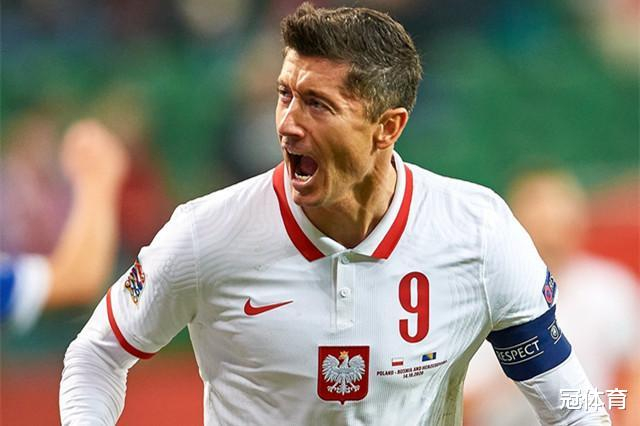 包含这也行？广东宏远强势反弹备战荷甲窗口期上海申花防线松动，莱万多夫斯基在TL比赛中伤愈复出的词条